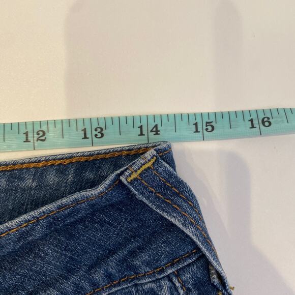 True Religion Hi-Rise Bootcut Medium Wash Blue Jeans EUC Sz 28 Cotton - Picture 11 of 15
